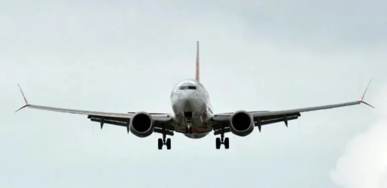 波音737方向舵故障隐患引发紧急安全建议