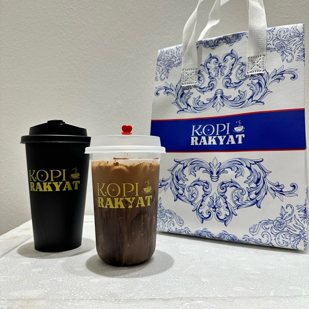 Kopi Rakyat分店强势登陆吉隆坡,成为当地咖啡文化新宠!