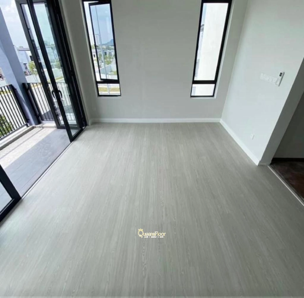 QueensFloor vs JENFloor