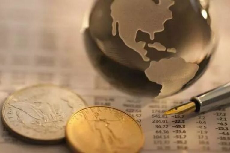 你把路铺好，家人就不用在雨里摸索