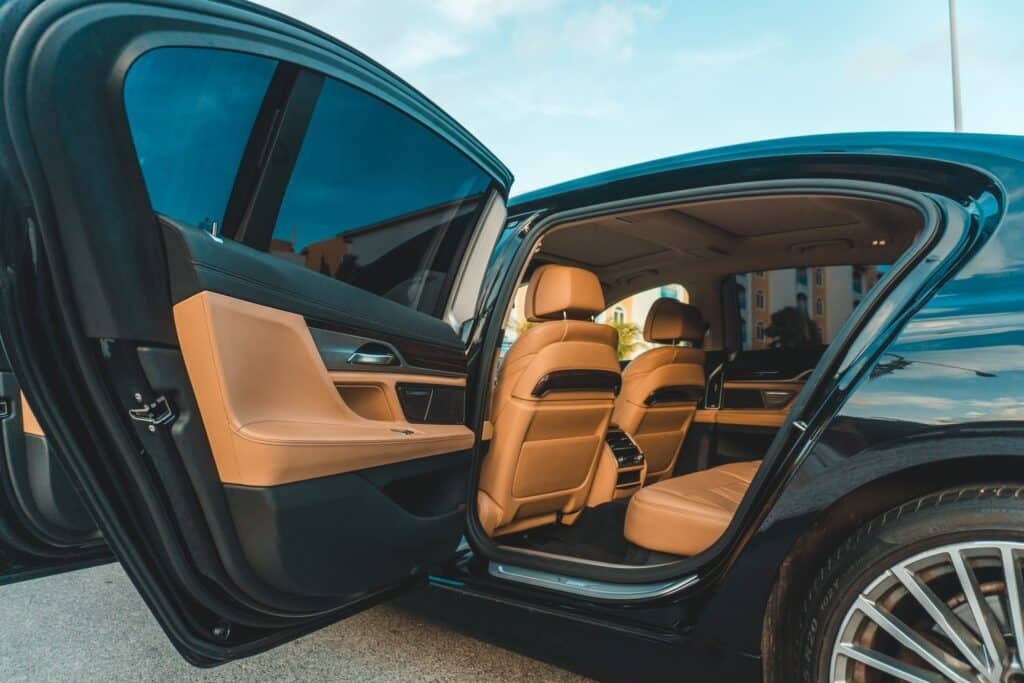 “新山超跑出租”