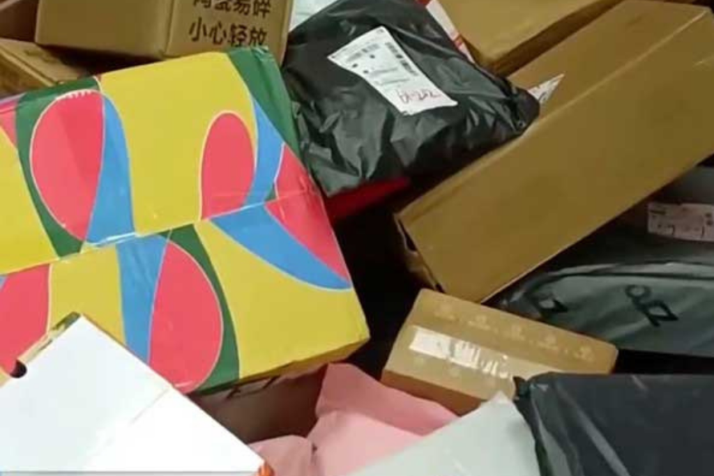 17岁少年钻退货漏洞 狠赚233万 判刑6年　假退款操作掀起电商风控关注