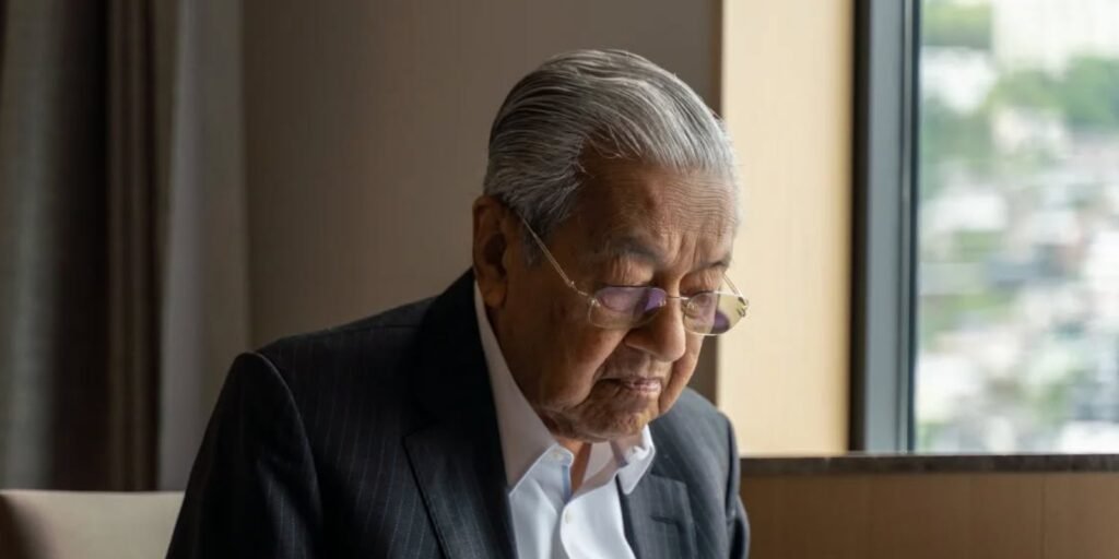 敦马哈迪右髋部骨裂