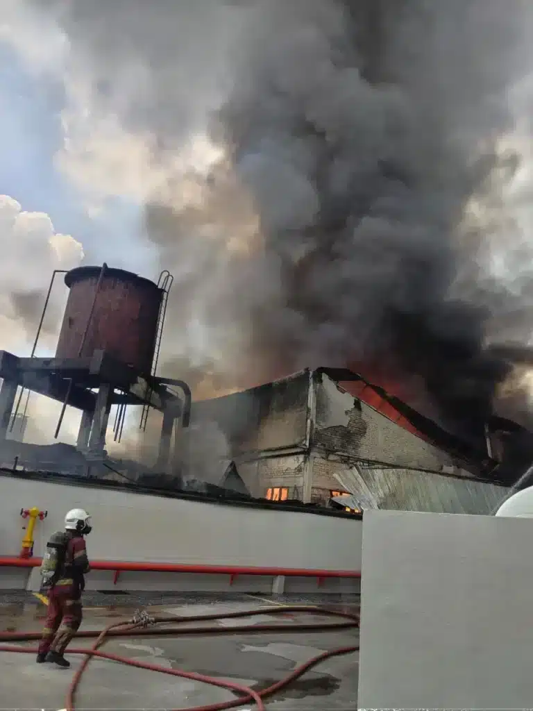 Sea Park家具厂大火