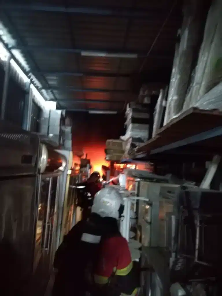 Sea Park家具厂大火